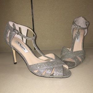 Nina heels sparkly metallic size 8.5